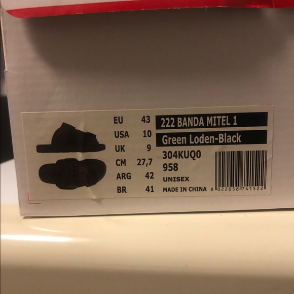 Brand new unisex slides - Picture 3 of 4